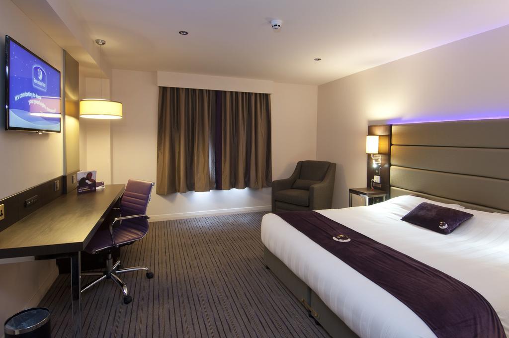 Premier Inn London Elstree / Borehamwood Exteriér fotografie