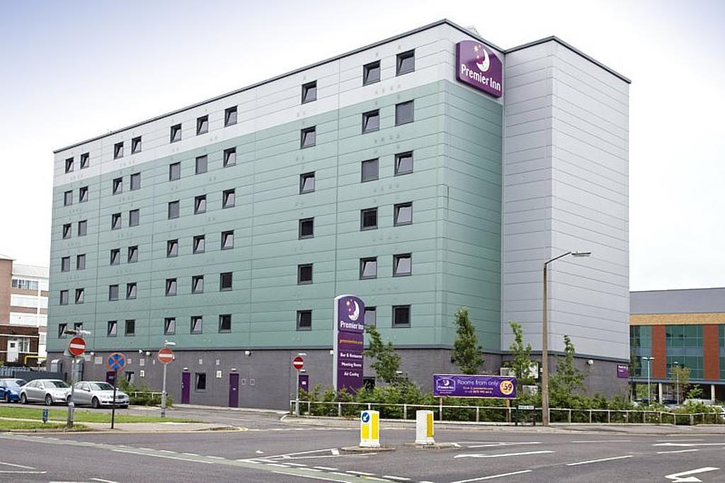 Premier Inn London Elstree / Borehamwood Exteriér fotografie